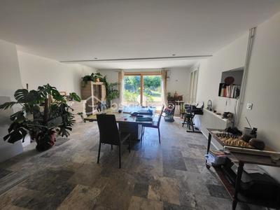 Corps de ferme - 269 m² - 11 pièces