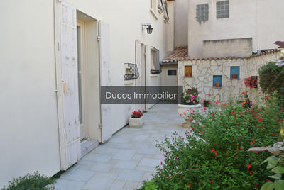Maison - 180 m² - 7 pièces