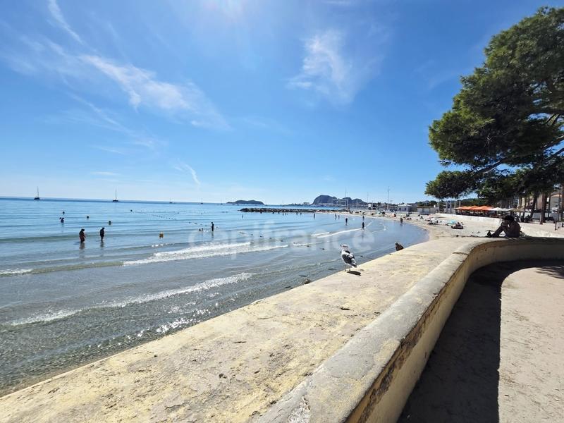 Maison - 225 m² - 7 pièces