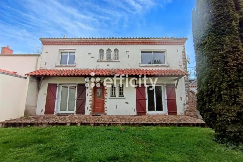 Maison - 110 m² - 5 pièces