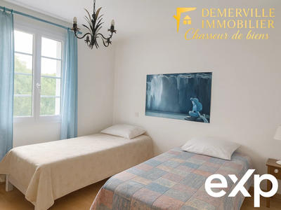 Maison - 121 m² - 5 pièces