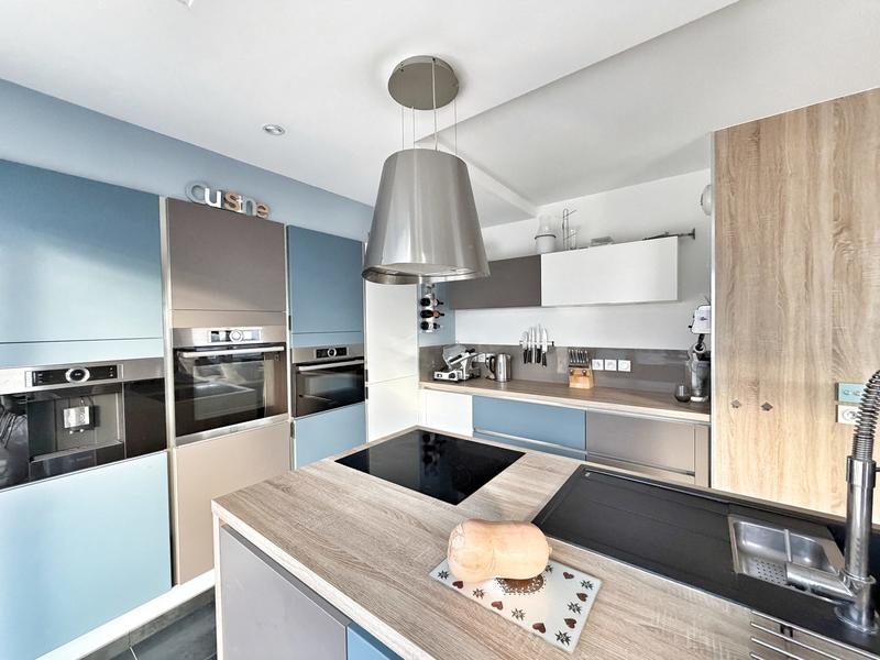 Appartement - 116 m² - 4 pièces