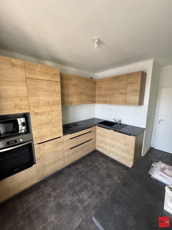 Appartement - 105 m² - 4 pièces