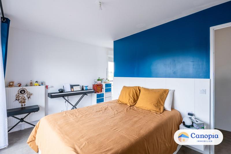 Appartement - 100 m² - 5 pièces