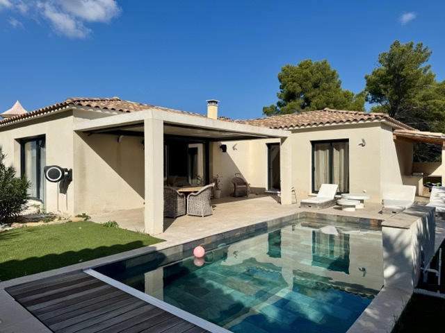 Maison - 138 m² - 6 pièces