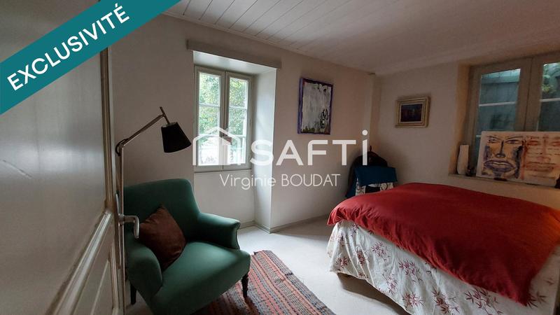 Maison - 217 m² - 7 pièces