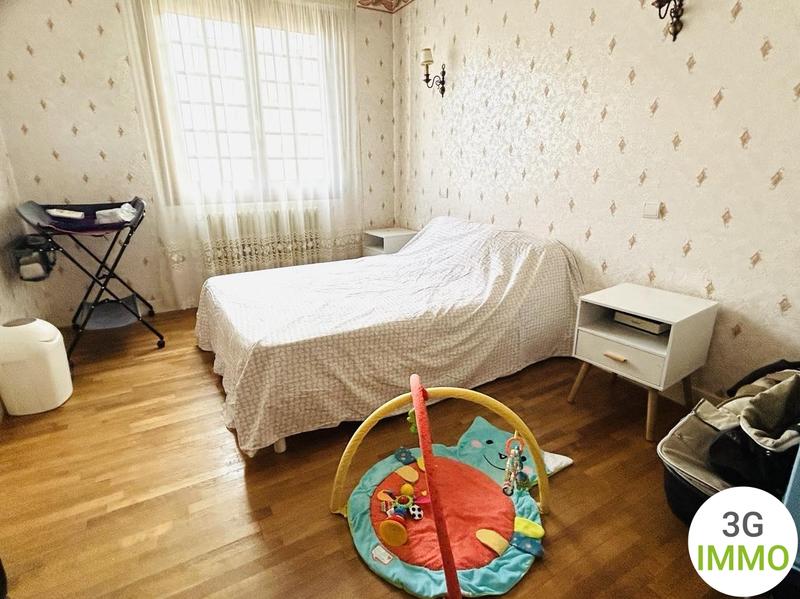 Maison jumelée - 115 m² - 6 pièces