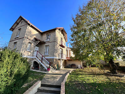 Maison - 110 m² - 6 pièces