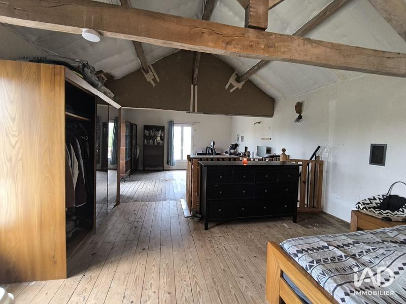 Maison - 204 m² - 7 pièces