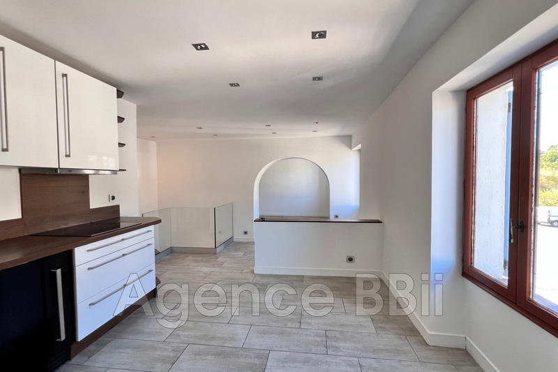 Maison - 84 m² - 4 pièces