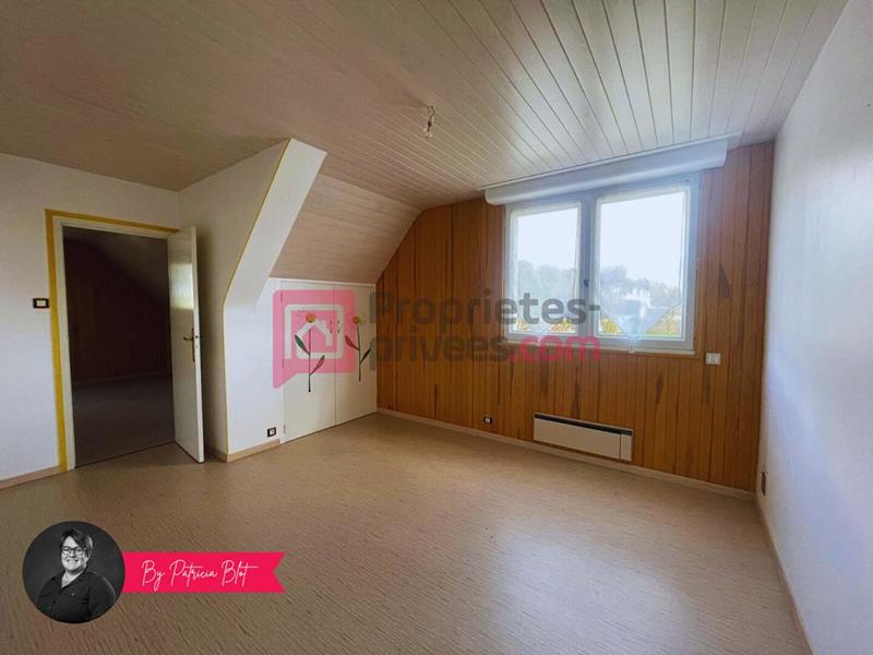 Maison - 305 m² - 10 pièces