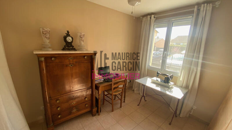 Maison - 81 m² - 5 pièces