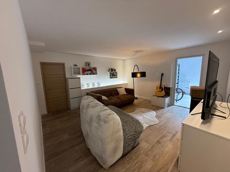 Maison - 197 m² - 8 pièces