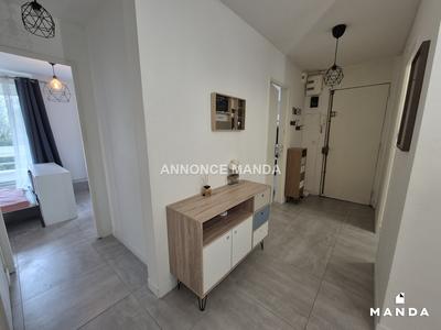 Chambre - 15 m² - 4 pièces