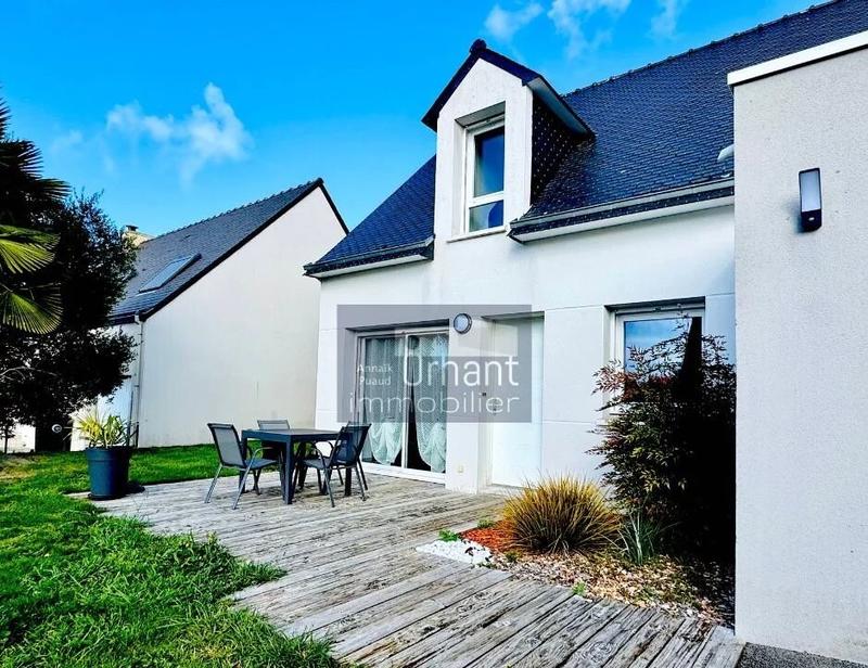 Maison - 95 m² - 6 pièces