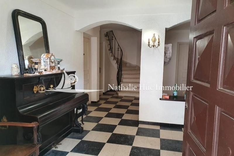 Maison - 287 m² - 5 pièces