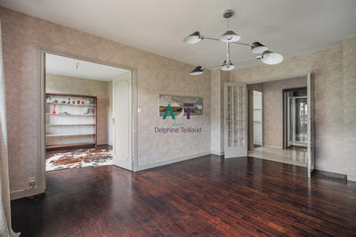 Appartement - 79 m² - 4 pièces