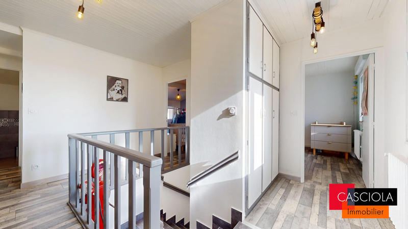 Maison - 85 m² - 4 pièces