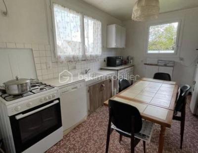 Maison traditionnelle - 123 m² - 6 pièces