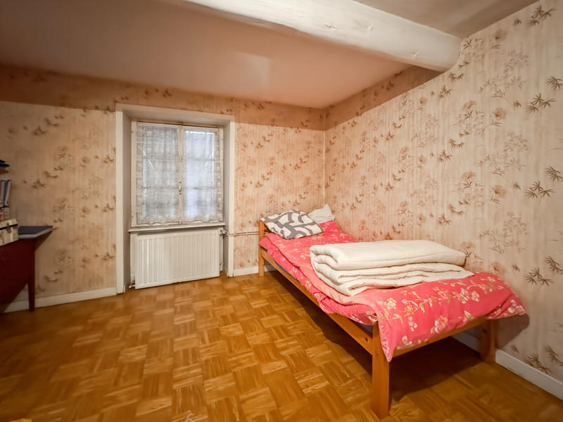 Maison - 185 m² - 7 pièces