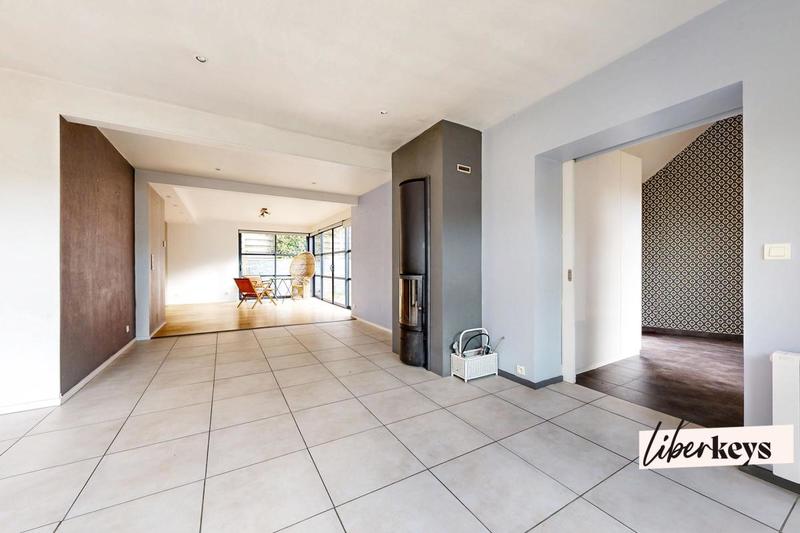 Propriété - 175 m² - 13 pièces