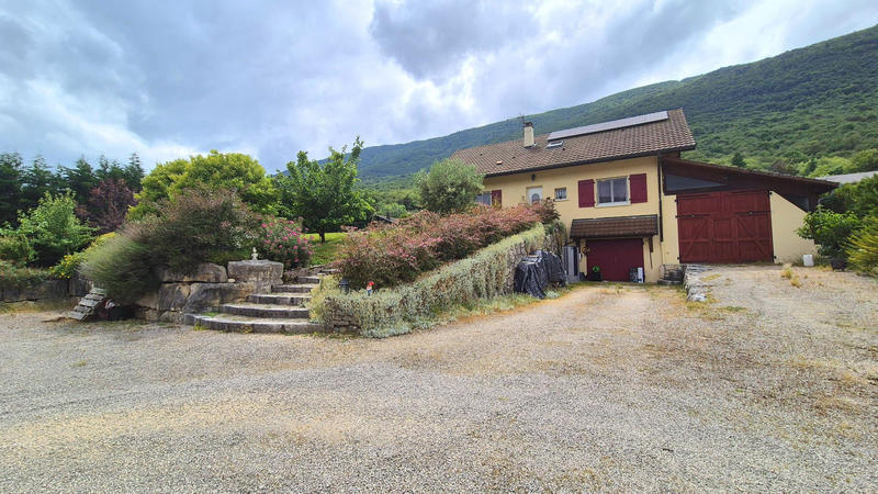 Maison - 138 m² - 5 pièces