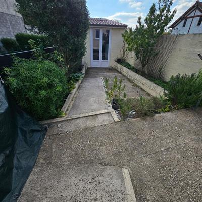 Maison - 102 m² - 4 pièces