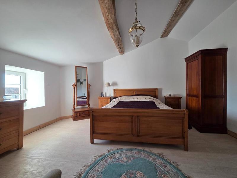 Maison - 194 m² - 7 pièces