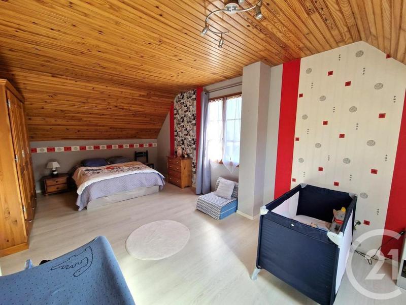 Maison - 153 m² - 6 pièces