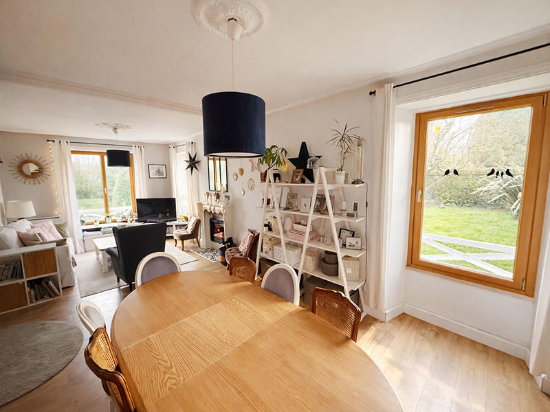 Maison - 143 m² - 6 pièces