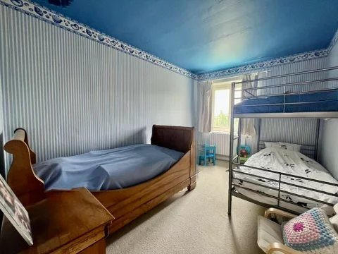 Maison - 148 m² - 9 pièces