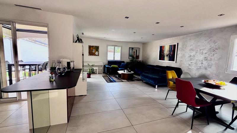 Villa - 114 m² - 4 pièces