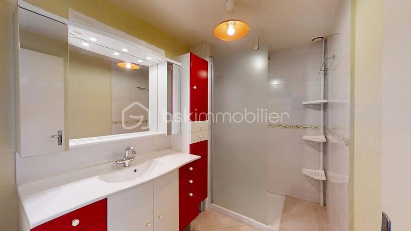 Maison - 111 m² - 6 pièces