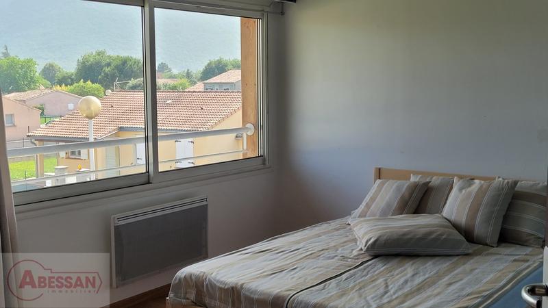 Maison - 220 m² - 9 pièces