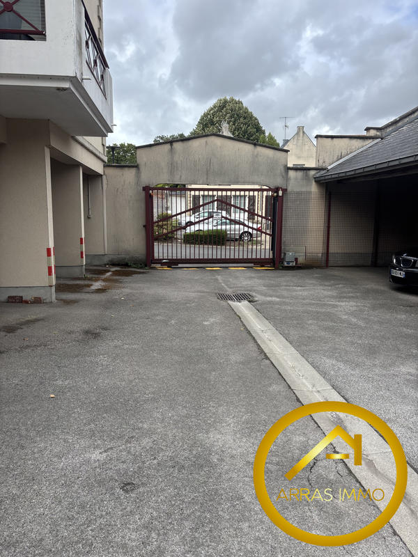 Appartement - 90 m² - 3 pièces