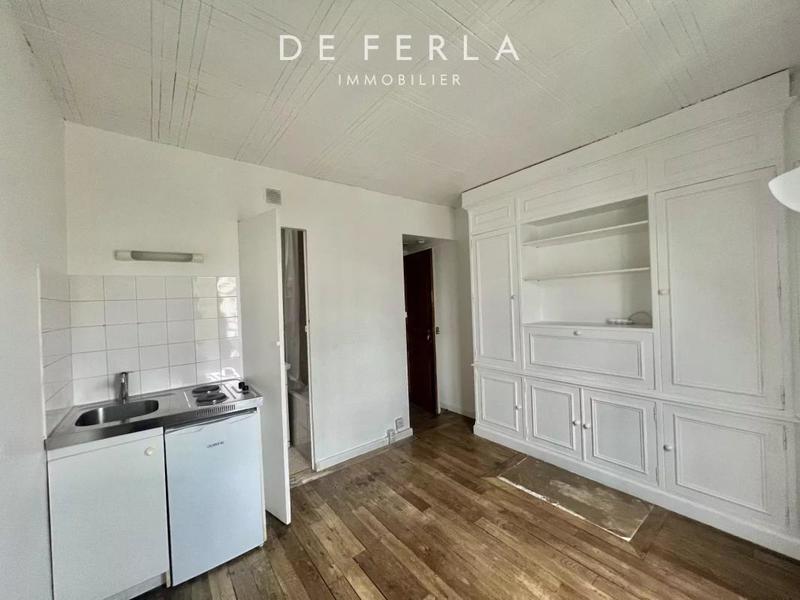 Studio - 13 m² - 1 pièce