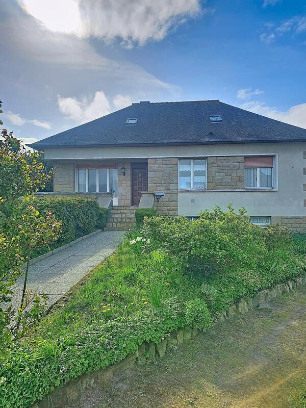 Maison - 86 m² - 5 pièces