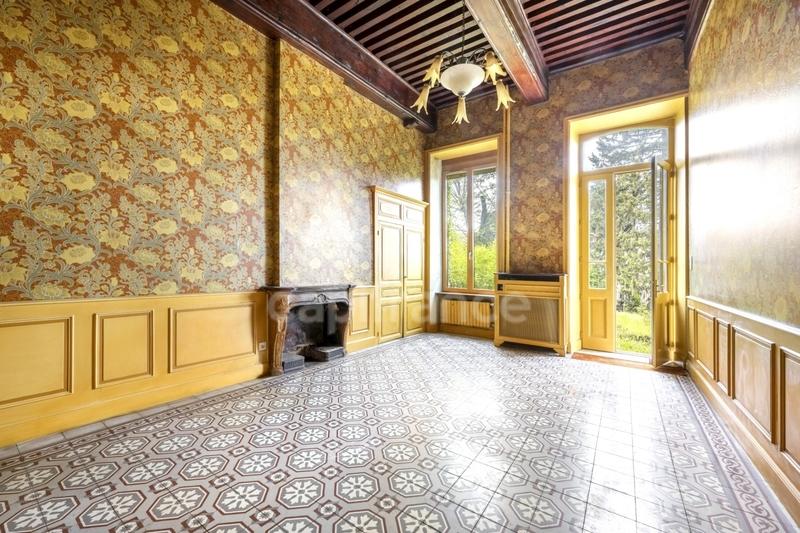 Maison bourgeoise - 446 m² - 17 pièces