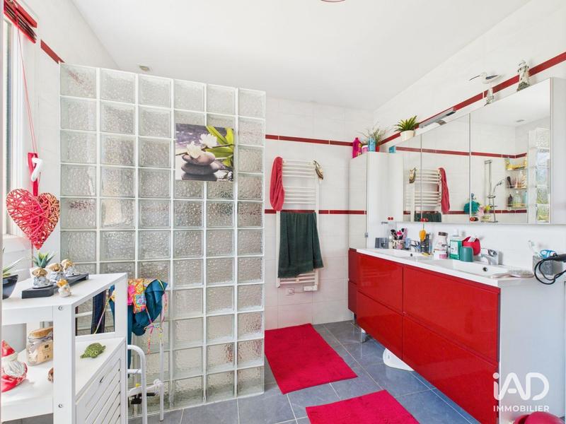 Maison - 174 m² - 5 pièces