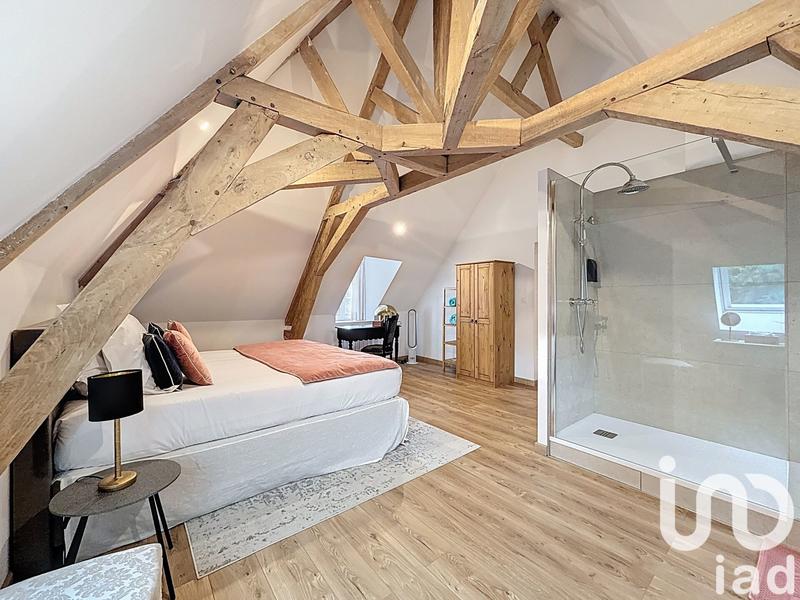 Maison - 442 m² - 8 pièces