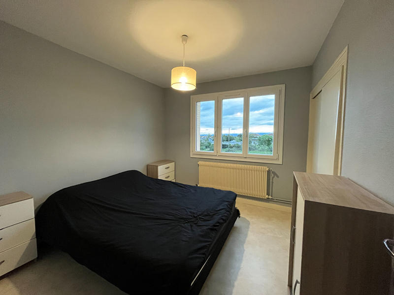 Appartement - 84 m² - 5 pièces