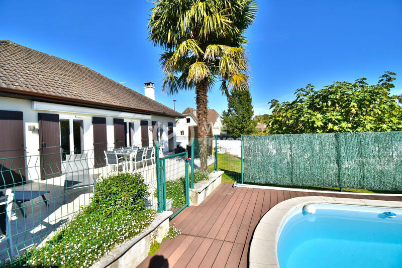 Maison - 130 m² - 6 pièces