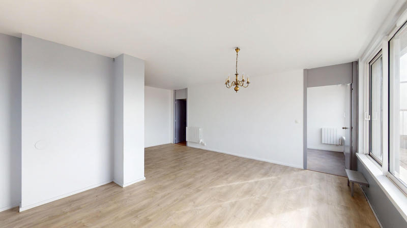 Appartement - 104 m² - 5 pièces