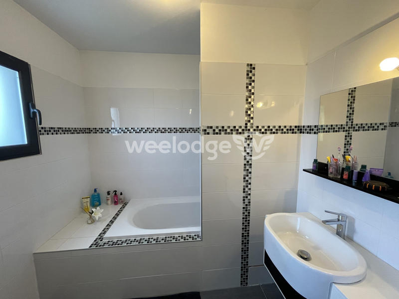 Maison contemporaine - 150 m² - 6 pièces