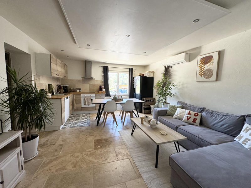 Villa - 270 m² - 10 pièces