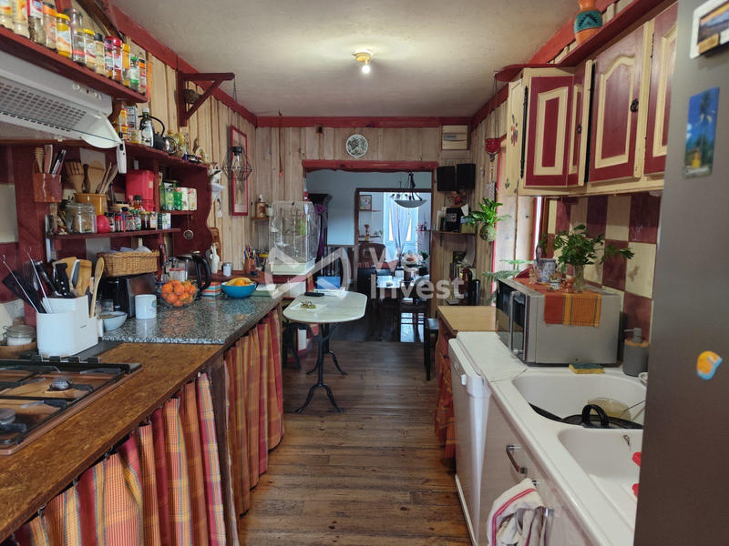 Appartement - 220 m² - 3 pièces