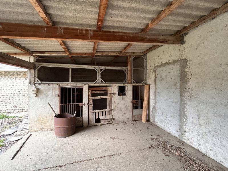 Maison traditionnelle - 161 m² - 6 pièces