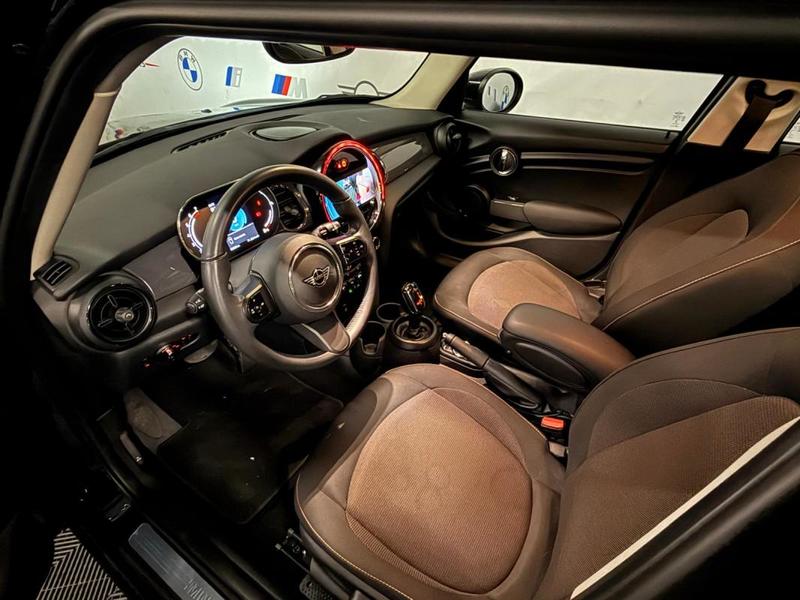 Mini 5 portes Hatch F55 Lci II Cooper 136 ch Dkg7 Edition Camden