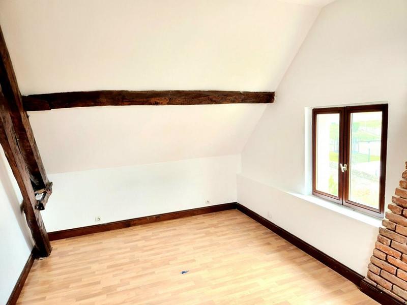 Maison - 93 m² - 5 pièces
