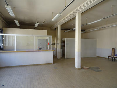 Local commercial - 200 m²